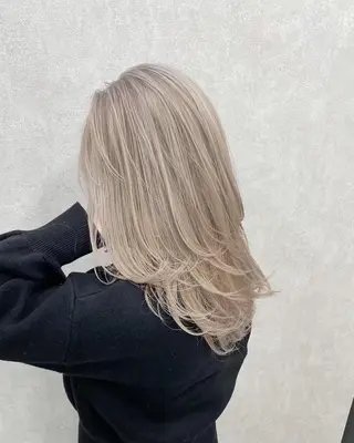 セミロング カラー パーマ メンズ ヘアアレンジ ネイル マツエク・マツパ アイブロウ カラー特化サロン大阪 ルービック江坂/新城のヘアスタイル