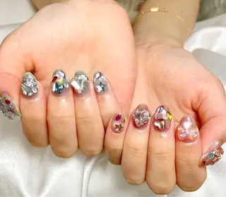 ネイル アヤメネイル 最新チップスカルプのネイルデザイン