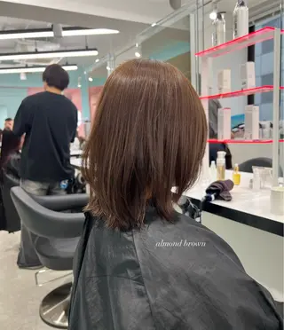 ショート レイヤーカット／ ハイトーン/Moeのヘアスタイル