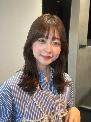 セミロング カラー レイヤー/ボブ/透明 感カラー/佐藤奈由のヘアスタイル