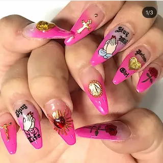 ネイル 渋谷ビュレネイル Kaoruのネイルデザイン