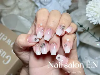 ネイル E.N🦋 長さ出し/持ち込みのネイルデザイン