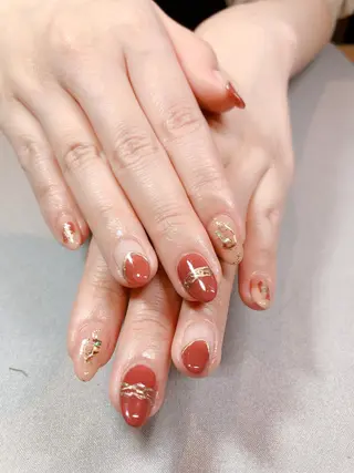 ネイル iiloo aromaworksのネイルデザイン