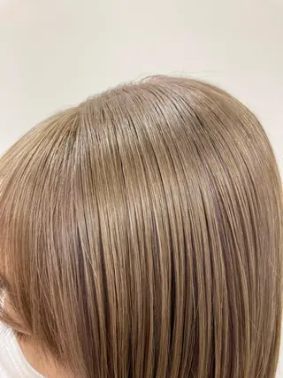 ミディアム カラー 🍀自然＆長持ち♪ 縮毛矯正の匠✨️のヘアスタイル