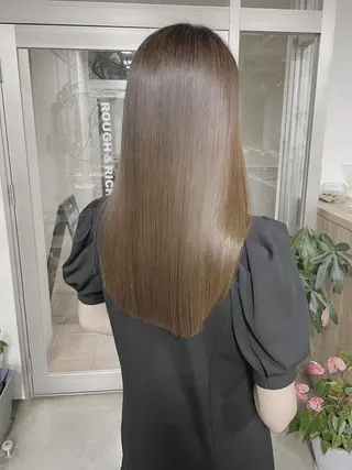 ロング 髪質改善✨縮毛矯正✨ が得意‼️高島英隆のヘアスタイル