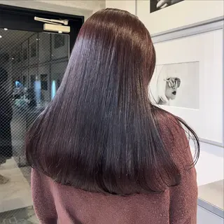 ロング カラー カジュアルを女っぽく 𝗮𝘆𝗮𝗰𝗼のヘアスタイル