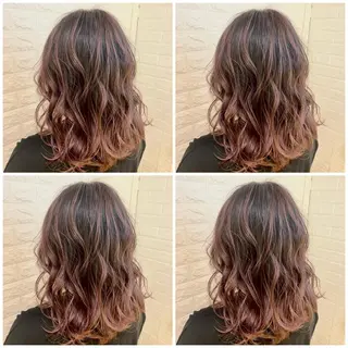 セミロング カラー ハイトーン/ブリーチ 山崎　悠次のヘアスタイル