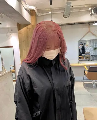 ミディアム オリーブ/縮毛♡ Natsuno🩰のヘアスタイル