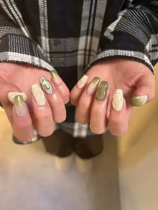 ネイル repos-ルポ-所属・repos yoshitomeのネイルデザイン