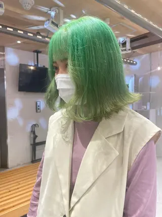 セミロング カラー 艶ハイトーン👑♡ NATSUKIのヘアスタイル