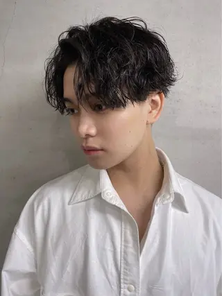 パーマ メンズ Lond LOGAN所属・🔥波巻き/ツイスパ 特化🔥メンズパーマのヘアスタイル