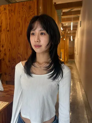 ロング mio／ 大阪美容室のヘアスタイル