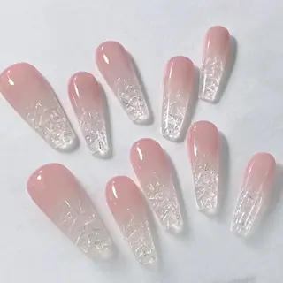 ネイル Lucy nail所属・Lucy nailのネイルデザイン