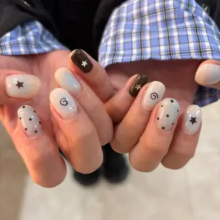 ネイル 栗田 ゆう子のネイルデザイン