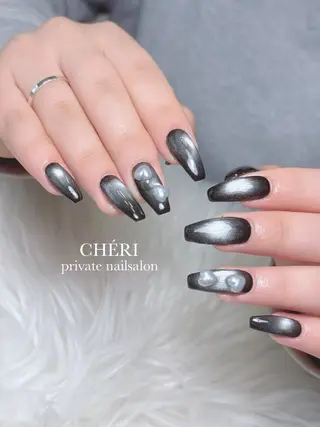 ネイル CHÉRI .のネイルデザイン
