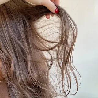 セミロング カラー 中屋恵美🎨 Designカラーのヘアスタイル