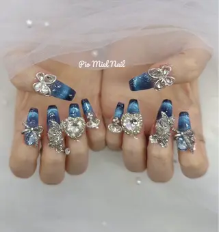 ミディアム HANA 長さだしのネイルデザイン