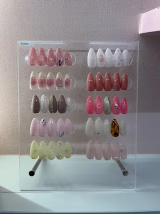 ネイル Pawtique Yunaのネイルデザイン