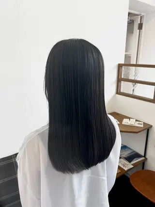 ロング 髪質改善ストレート ミュゼ大西　藤井悠也のヘアスタイル