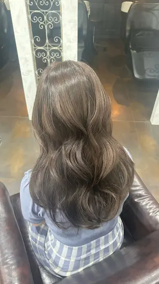 ロング 🌟透明感カラー大募 集中💙ココロ🦋のヘアスタイル