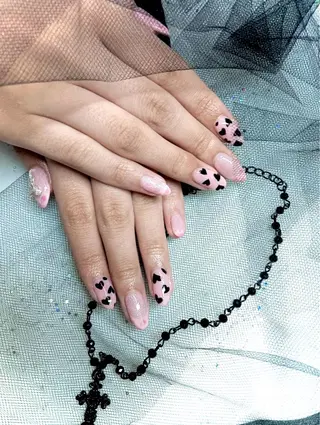 ネイル 周藤 紅愛のネイルデザイン