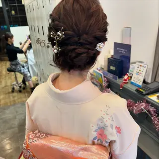 ヘアアレンジ mai /attraのヘアスタイル