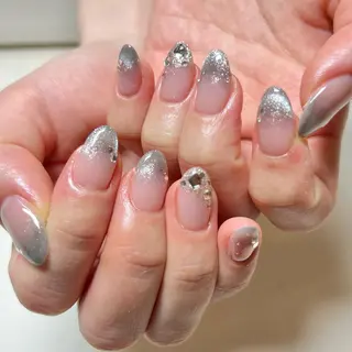 ネイル REHTOF ｜朝7時Open☀️のネイルデザイン