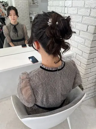 ロング ヘアアレンジ tomida yukiの眉毛・アイブロウイメージ