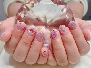 ネイル マツエク・マツパ アイブロウ Nail&eye Belire 新宿のネイルデザイン