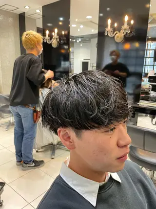 ショート パーマ メンズ Lauburu  bat.hair渋谷2号店 【ラウブル バトヘアー シブヤ】所属・メンズ特化🔥 アサオカカズキのヘアスタイル