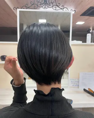 ショート abox所属・konpe mizukiのヘアスタイル
