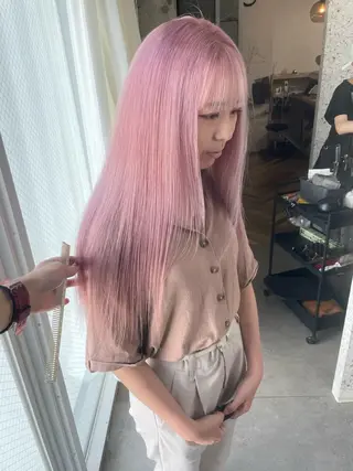 ロング 有人/バレイヤージュ /シャドールーツのヘアスタイル