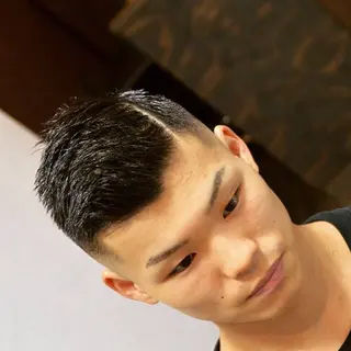 ショート バーバースタイルズ町田所属・上村 剛志のヘアスタイル