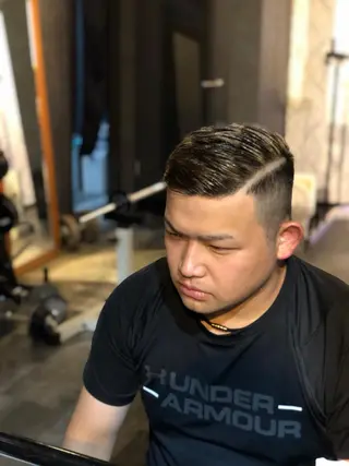 ショート 田中 就のヘアスタイル