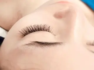 マツエク・マツパ S Sの眉毛・アイブロウイメージ