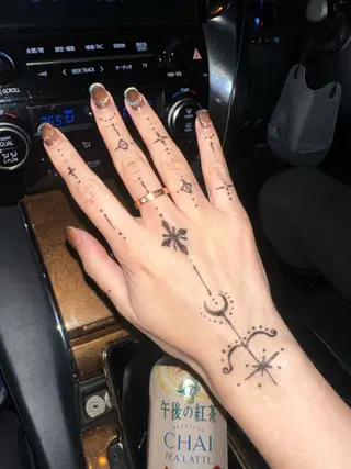 ネイル Eveネイル チップスカルプ専門店のネイルデザイン