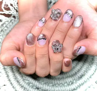 ショート GG houseのネイルデザイン