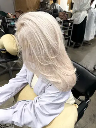 セミロング JUNYA 海外ガールヘアのヘアスタイル