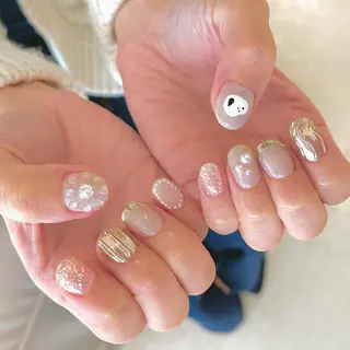 ネイル esby Loely MIZUKIのネイルデザイン