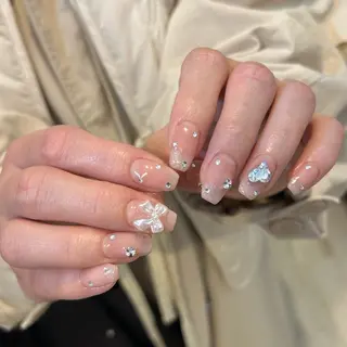 ネイル ⠀ loggy.のネイルデザイン