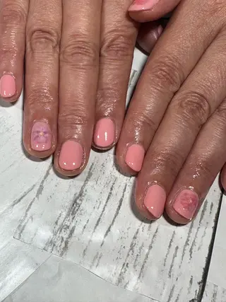 ネイル e.nail所属・🍎吉田 恵里🍎のネイルデザイン