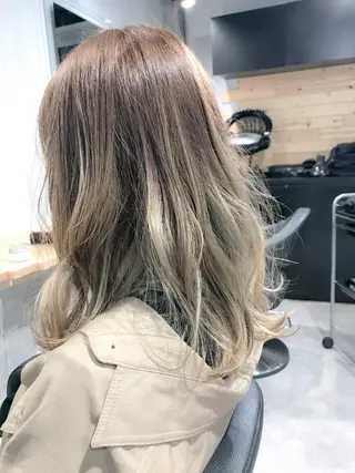 セミロング うる艶/レイヤー 🪞池袋LAND🪞のヘアスタイル