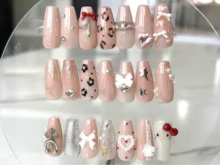 ネイル LUNON 竹ノ塚店所属・LUNON 竹ノ塚店のネイルデザイン