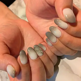 ネイル ジェヌインネイル 河内のネイルデザイン