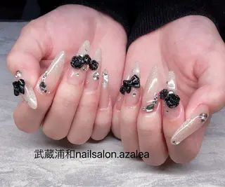 ネイル R inのネイルデザイン