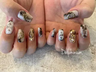 ネイル 岡本 友恵のネイルデザイン