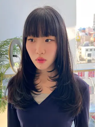 セミロング D.I.E.V.A  渋谷所属・💕韓国レイヤー× 髪質改善　宮内諒のヘアスタイル