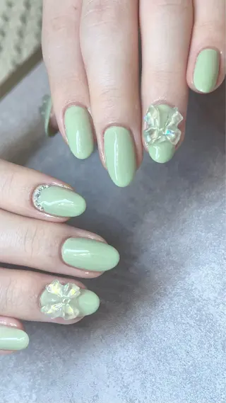 ネイル komorebi. 小峯 真実のネイルデザイン