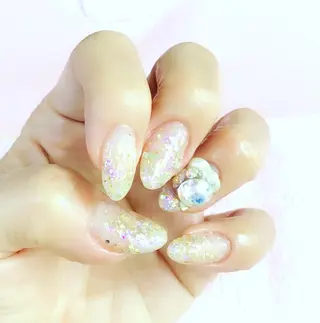 ネイル e.nail所属・和賀井 恵理のネイルデザイン