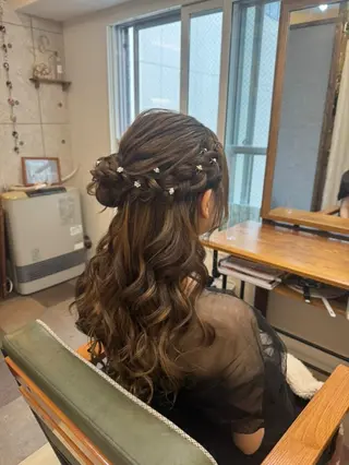 ヘアアレンジ HempBeauty 浅野アサミのヘアスタイル